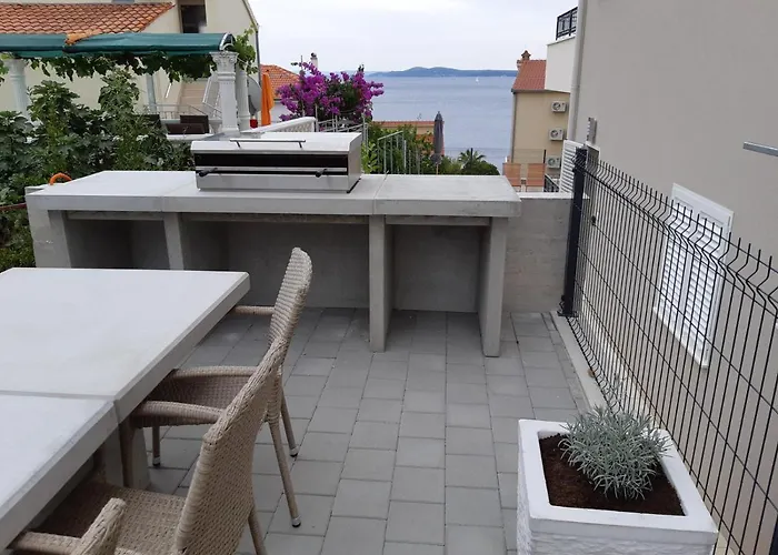 Lizzi. Appartement *