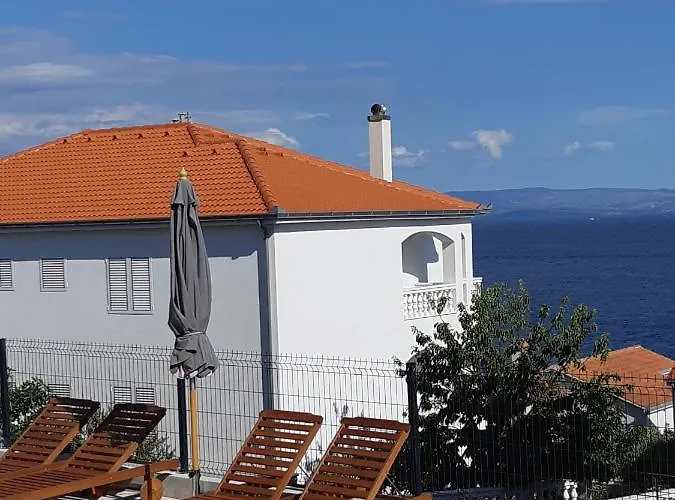Apartament Lizzi.