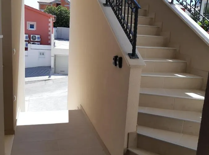 Διαμέρισμα Lizzi. Τρογκίρ