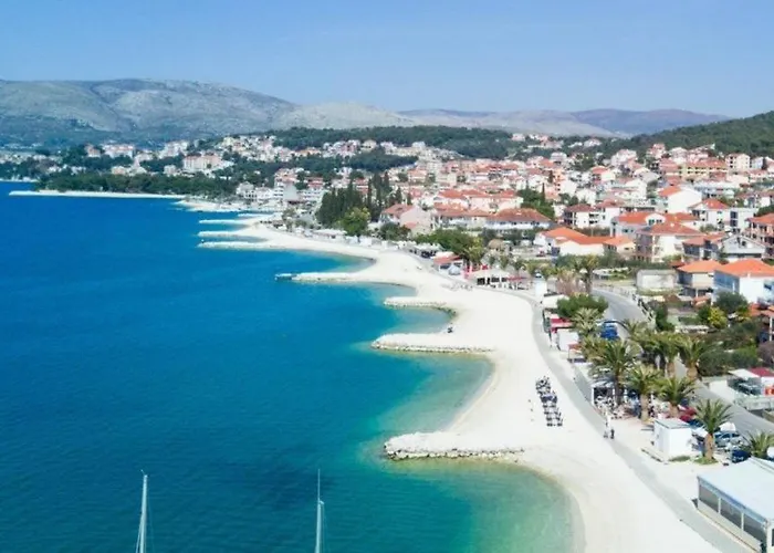 Lizzi. Daire Trogir
