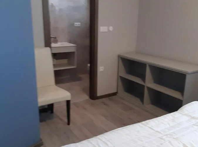 Lizzi. Τρογκίρ